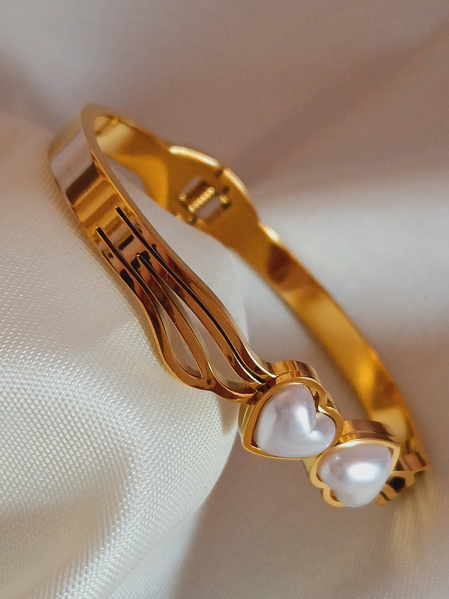 Pearl hearts