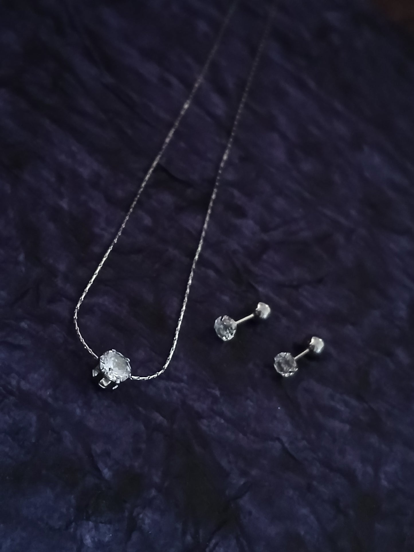 Halo diamond Platinum necklace - 18K Gold plated
