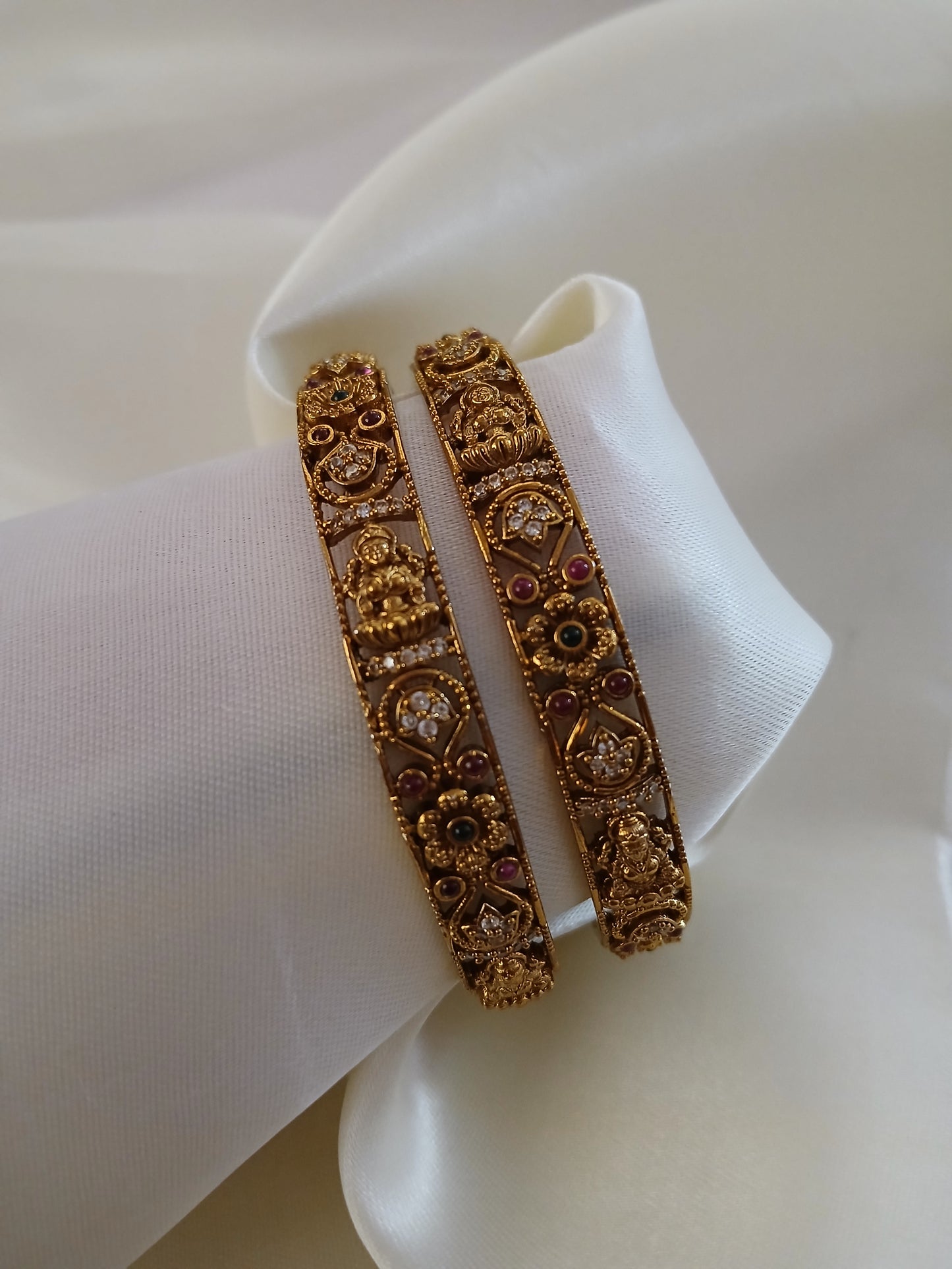 Flower pot Antique bangle