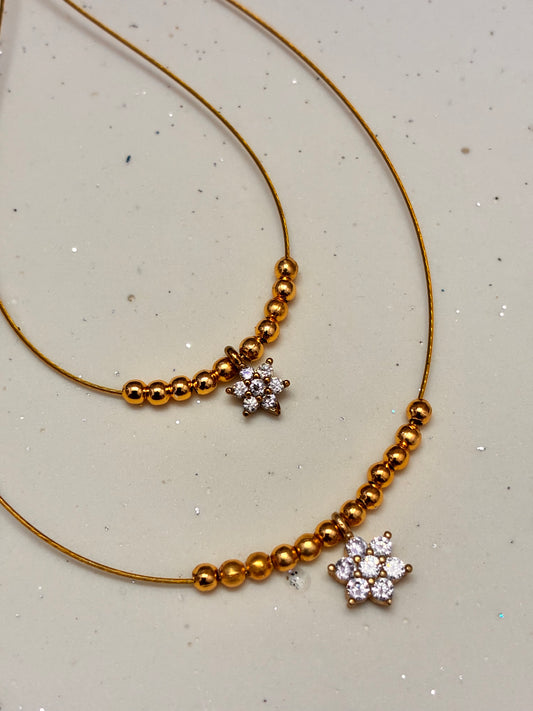Cute 7 diamonds 2 sizes - invisible necklace