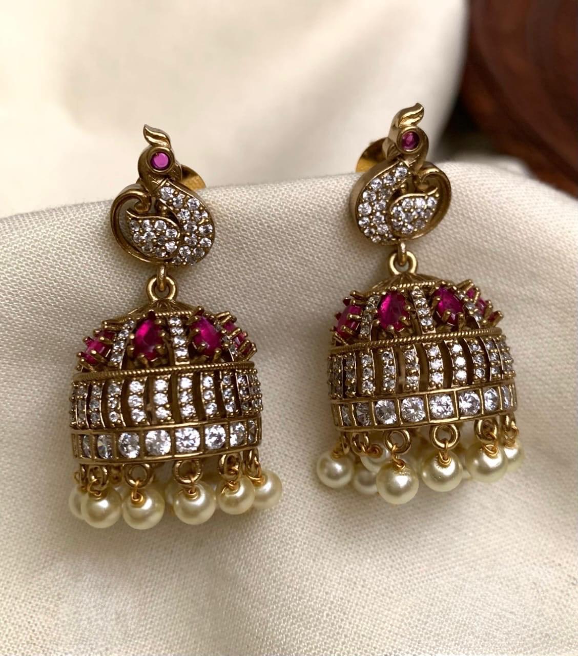 Mini Swan Jhumka