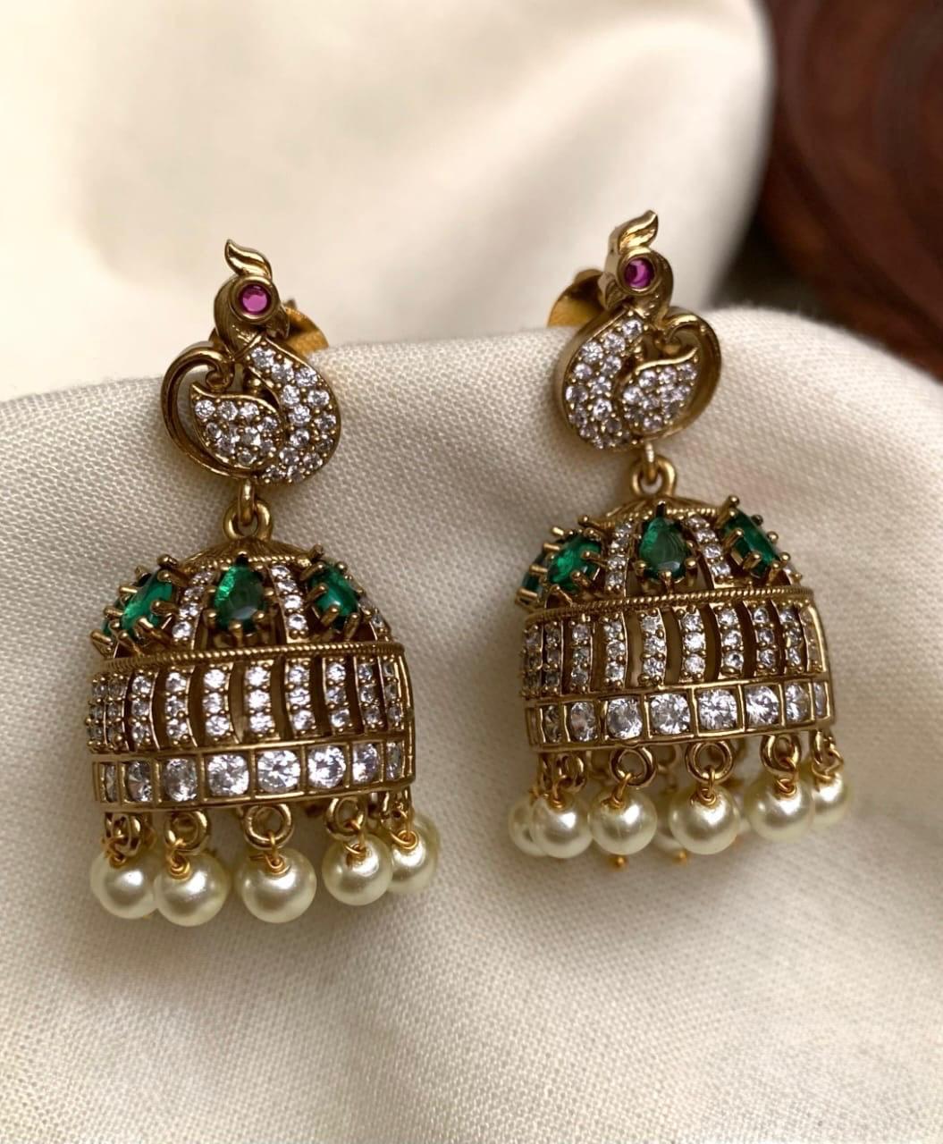 Mini Swan Jhumka
