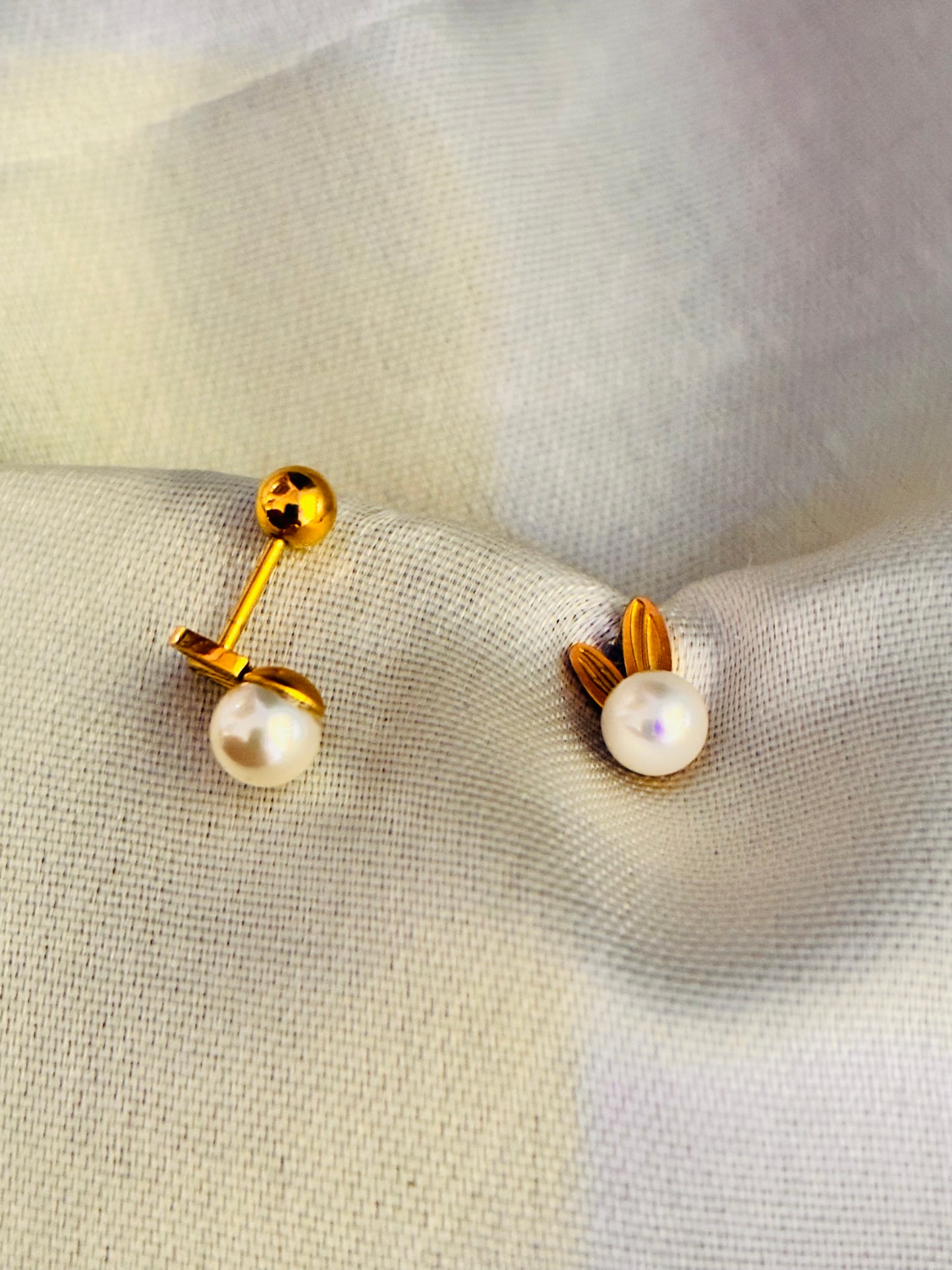 PEARL BUNNY - 18K GOLD PLATED