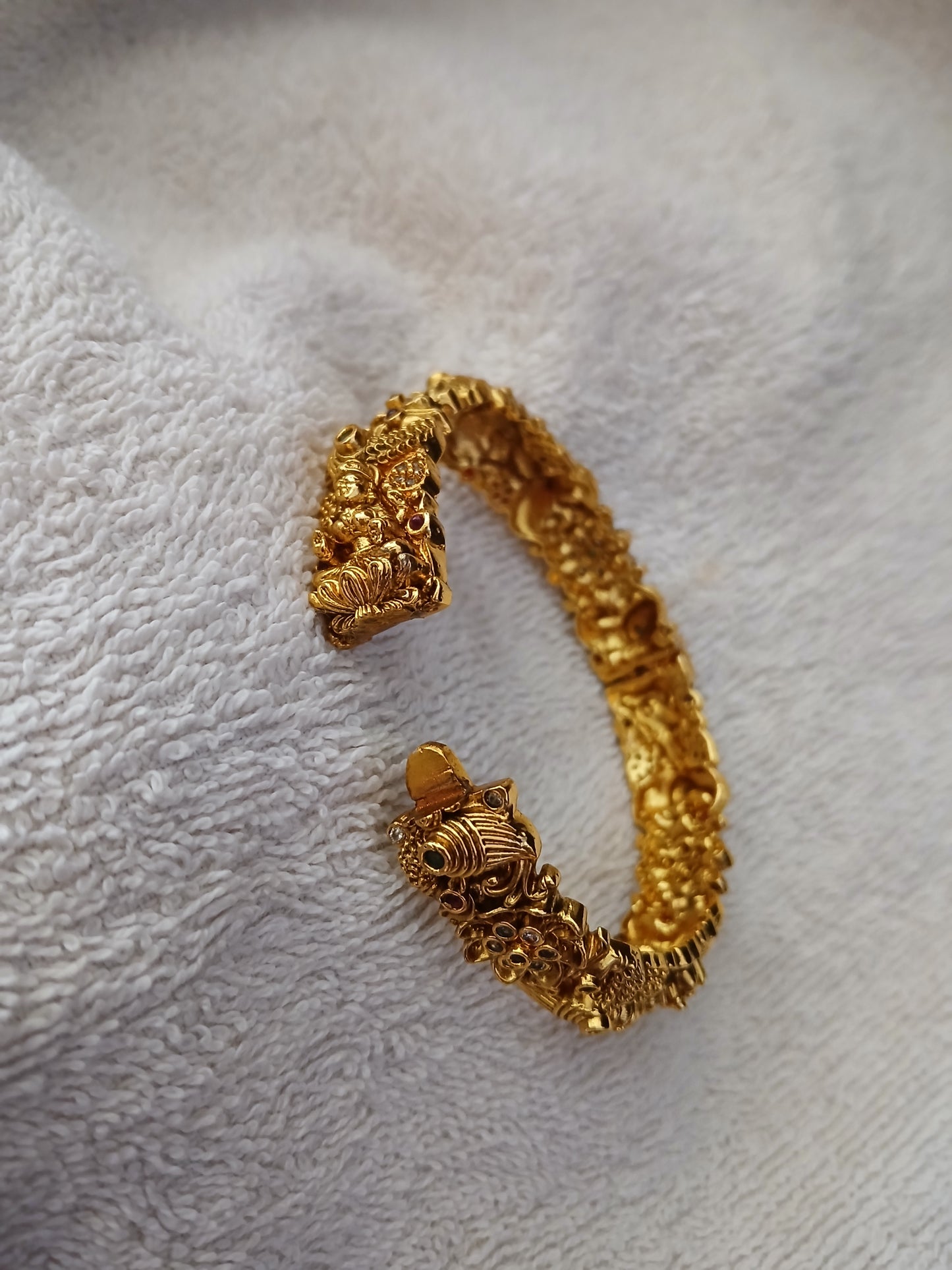 Riha antique kada - Single Bangle