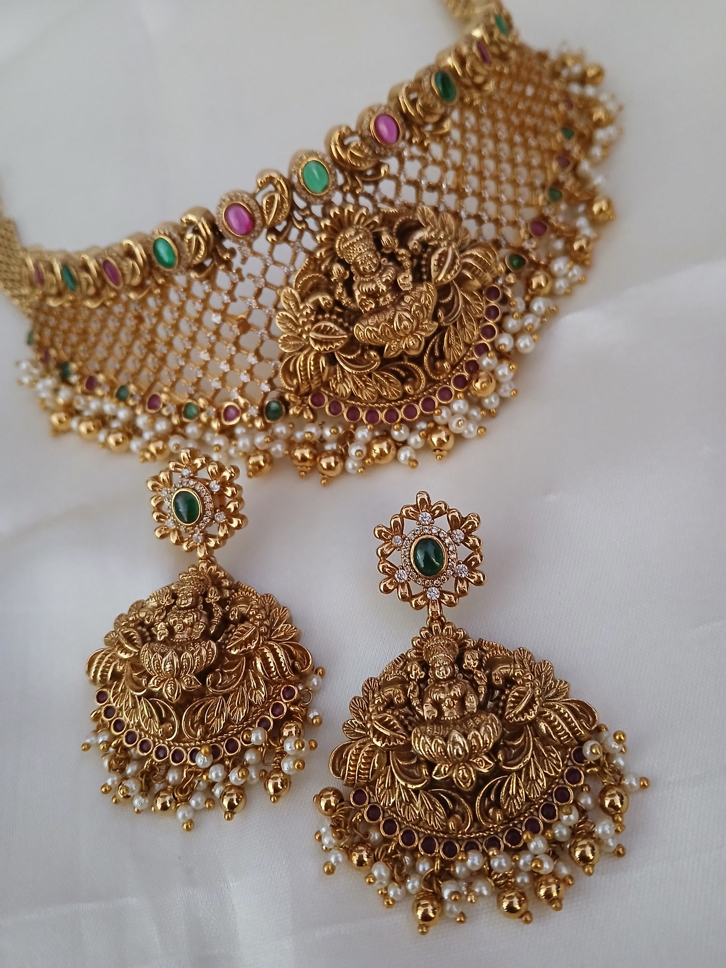 Pearl bridal choker neckset