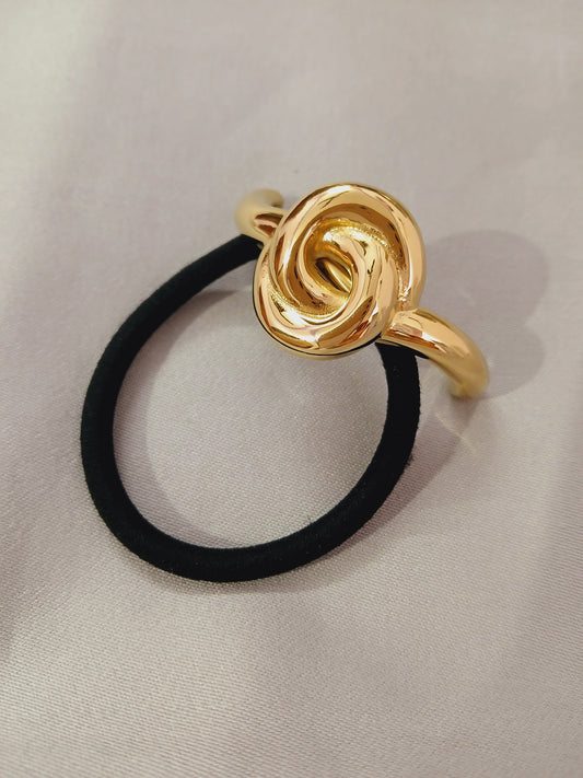Knot haircuff