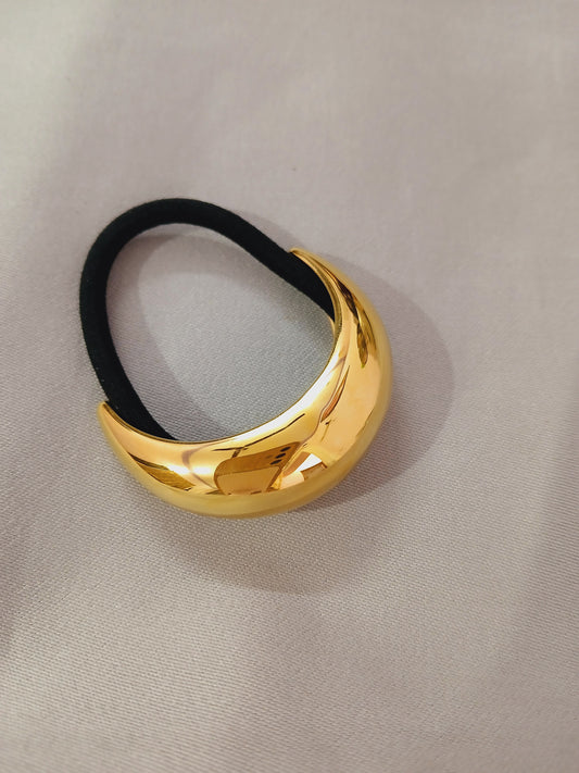 Halfmoon haircuff