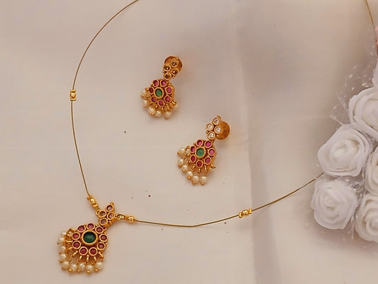 Azhagi Invisible necklace