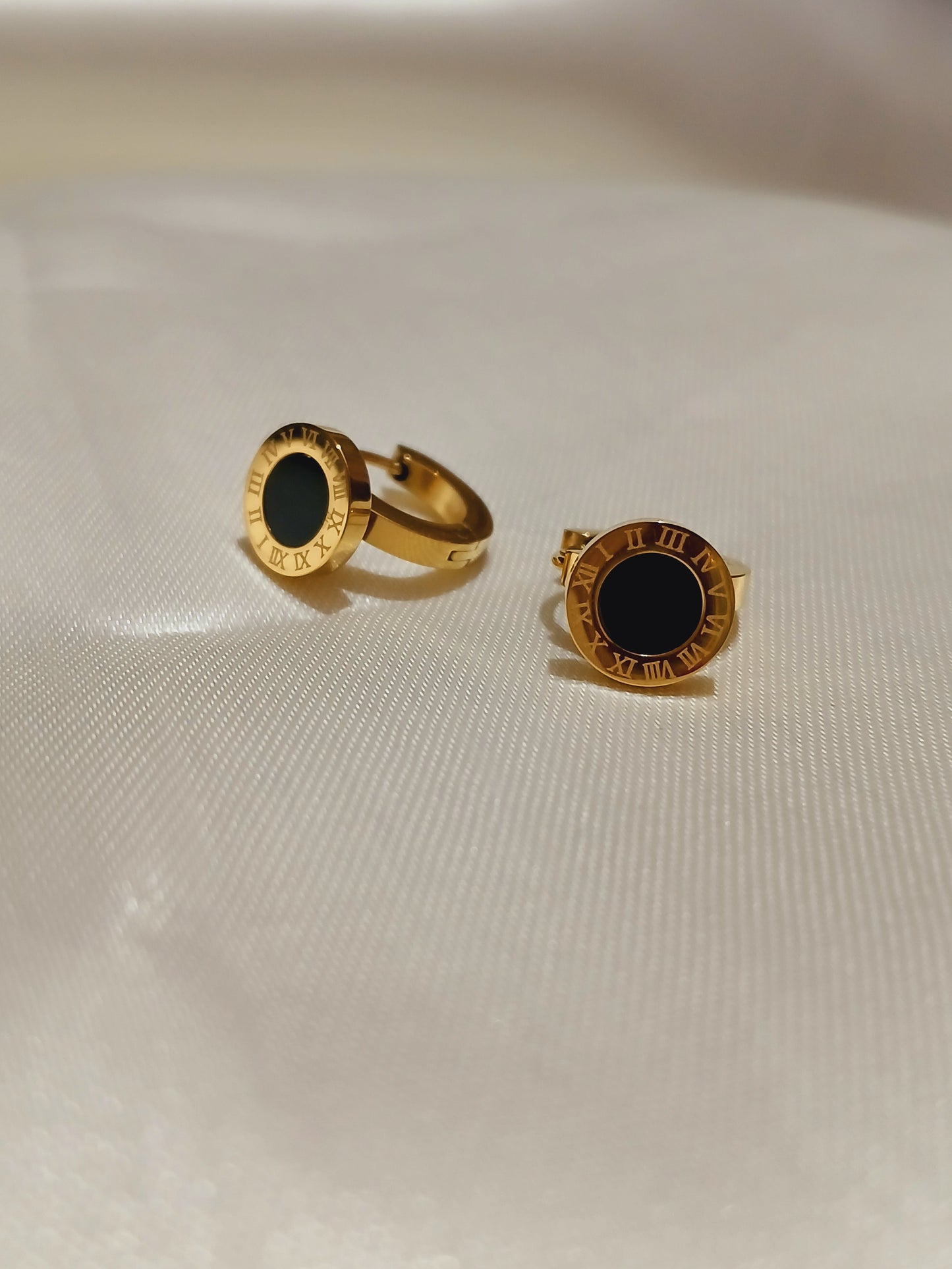 Black Roman - 18k gold plated