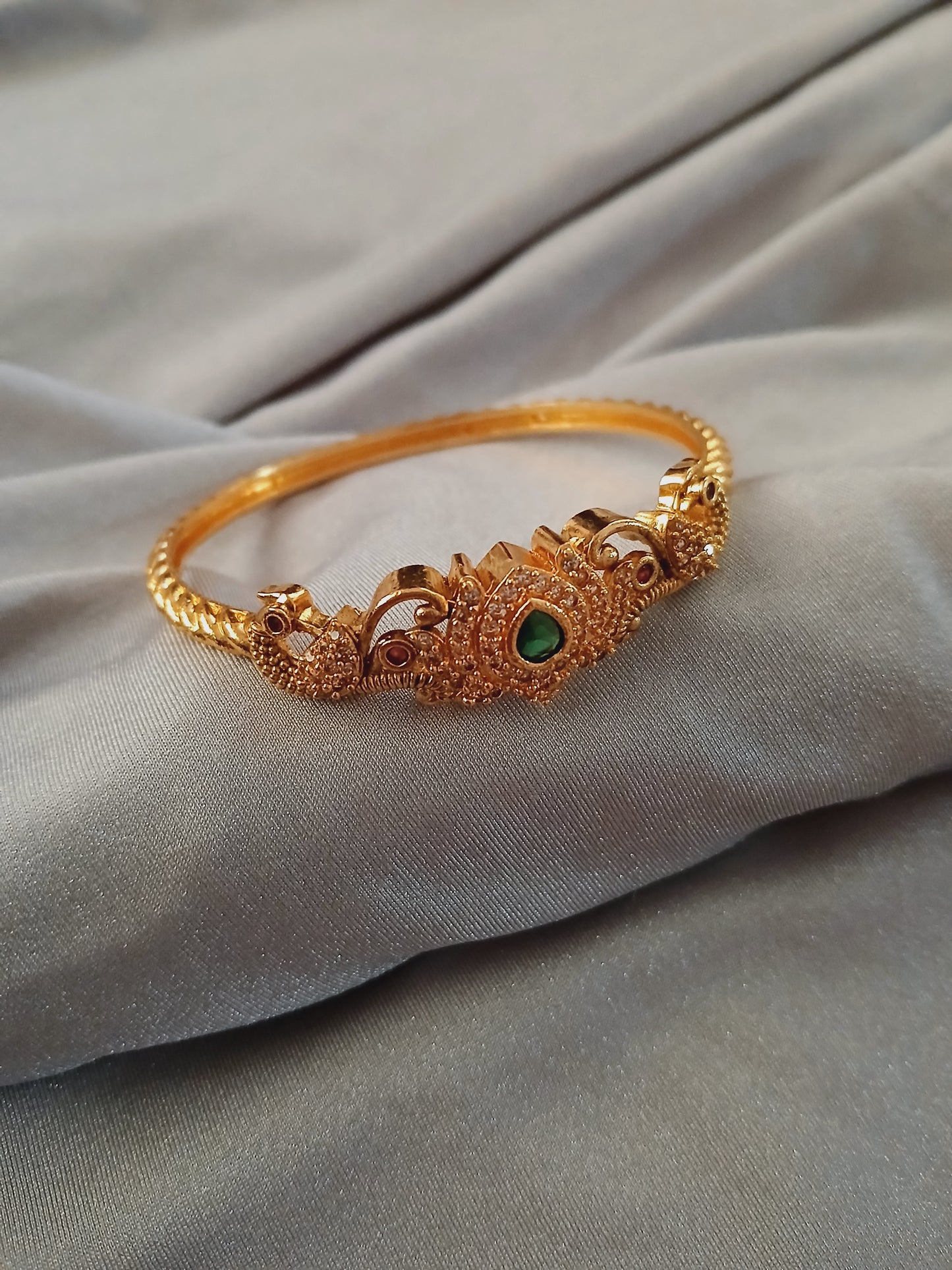 Lotus single kada bangle