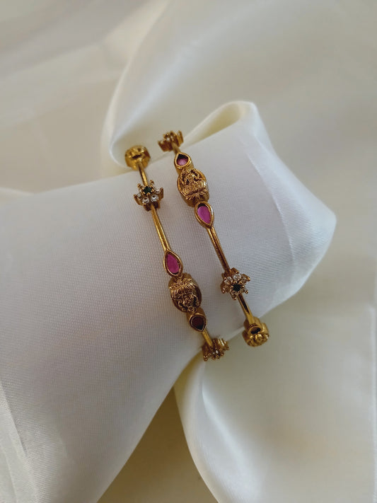 Starbud antique bangle
