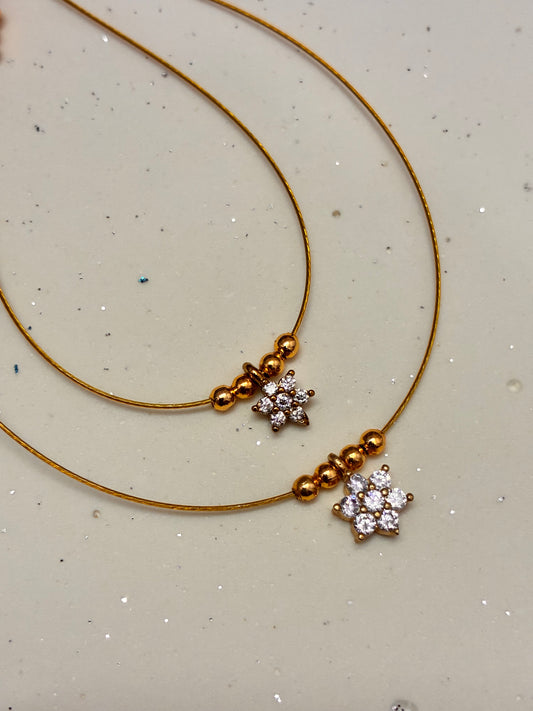 Dainty 7 Diamond in 2 size - Invisible Necklace