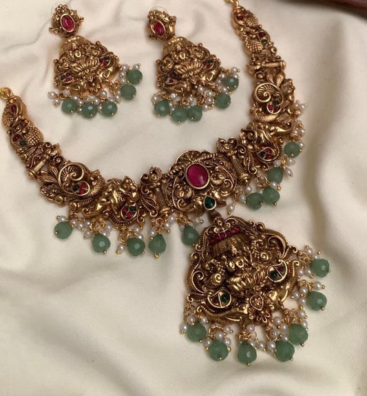 Pon tharagai - Antique Necklace