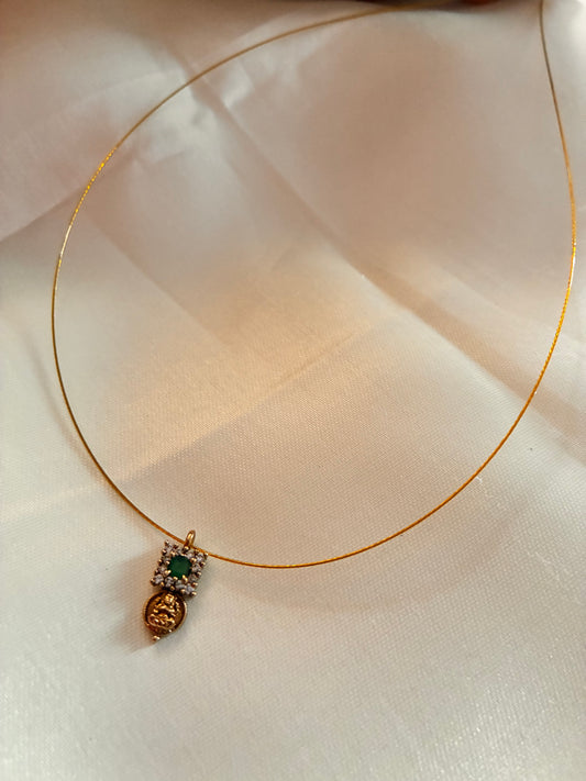 Greens stone Coins - Invisible necklace